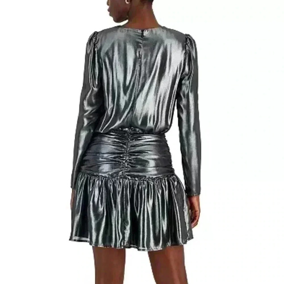 NWT Bar III Metallic Silver “80’s” Lamé Rouge Shoulder Pad Mini DressSize L - Picture 2 of 15